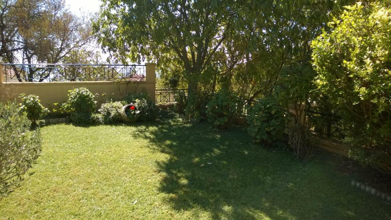 Villa Tzitzifies Kourouklata Екстериор снимка