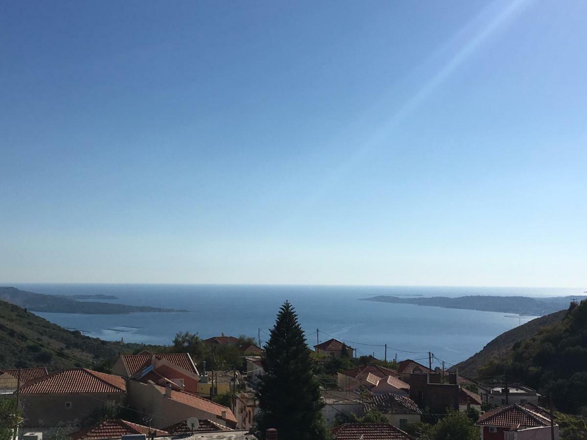 Villa Tzitzifies Kourouklata Екстериор снимка
